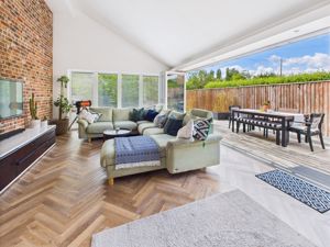 Living Room- click for photo gallery